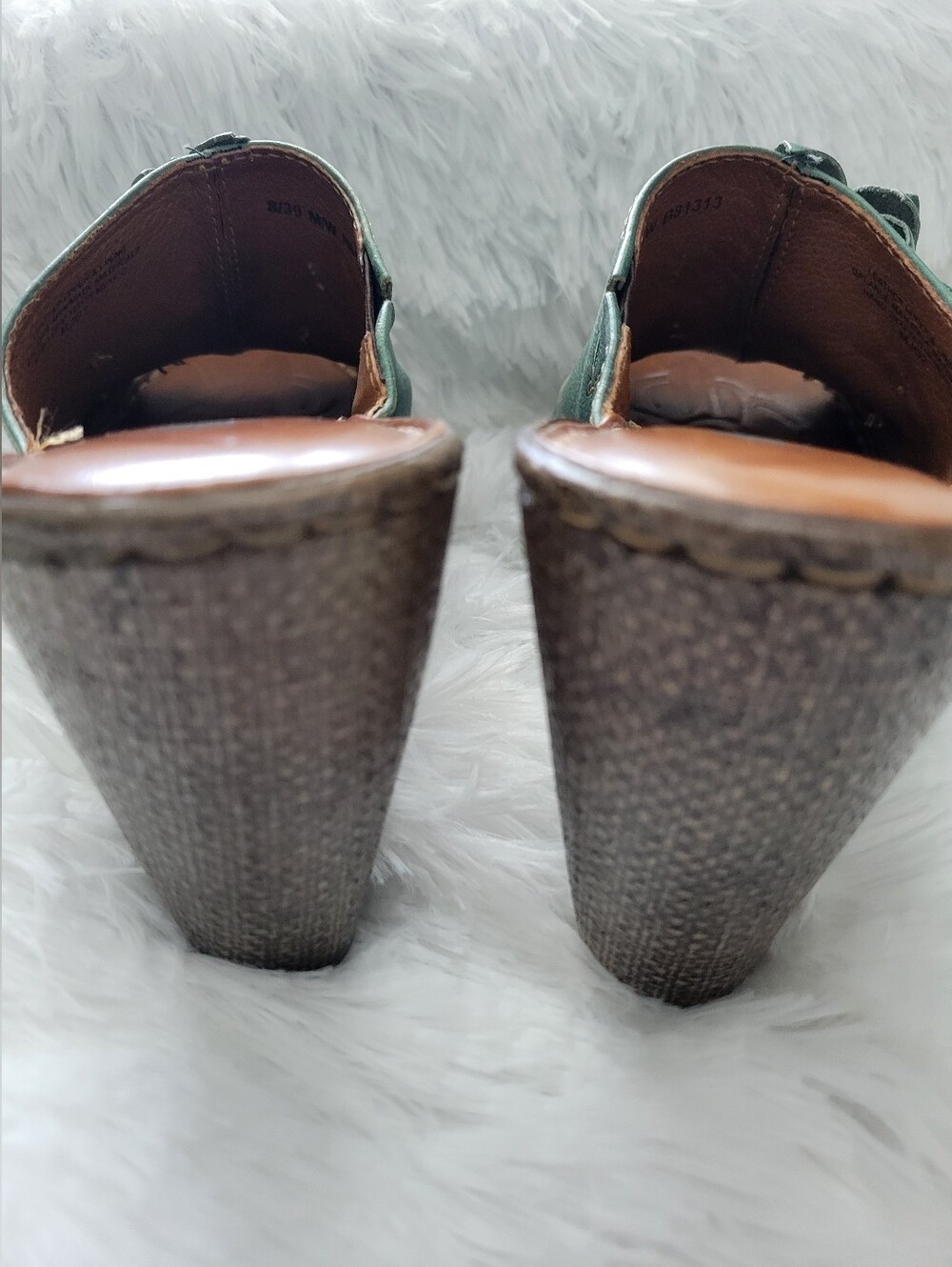 Born, Size 8, Wedge Sandals, Teal, Leather - Picture 5 of 8